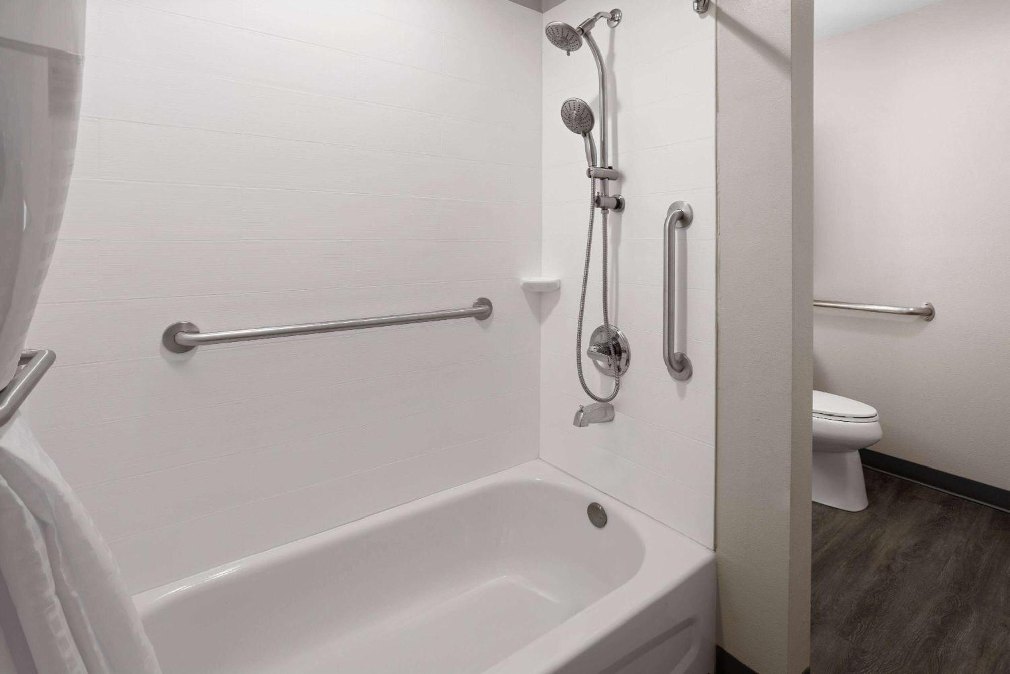 Microtel Inn By Wyndham Raleigh-Durham Airport Morrisville Ngoại thất bức ảnh