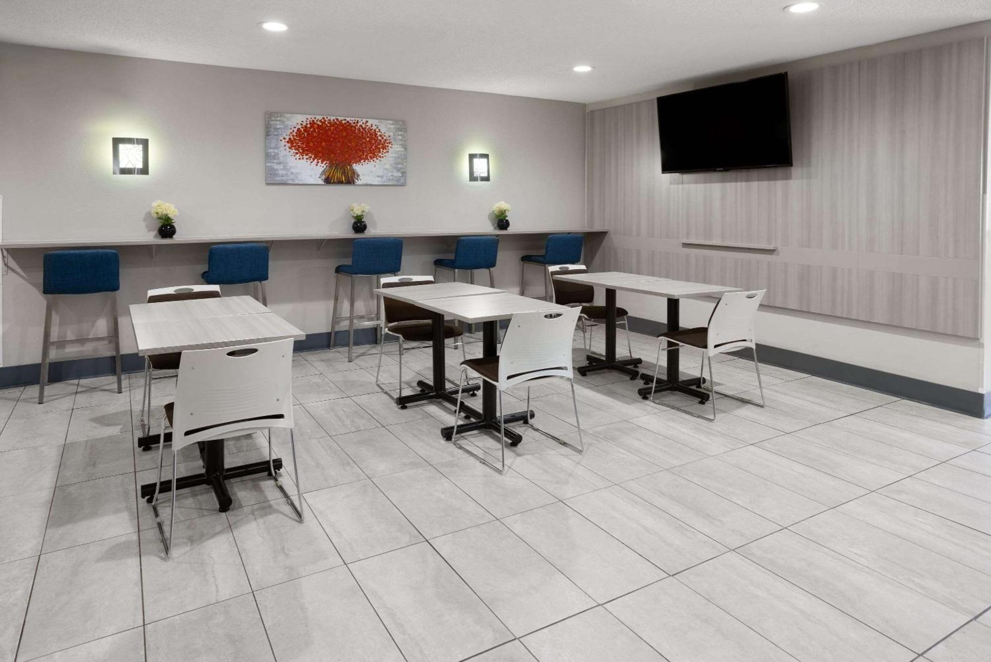 Microtel Inn By Wyndham Raleigh-Durham Airport Morrisville Ngoại thất bức ảnh